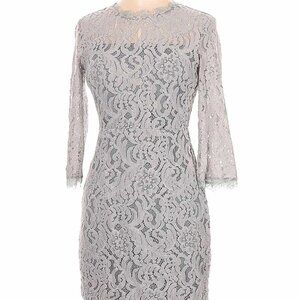 Dress Forum Women's Silver/Grey lace dress, size M